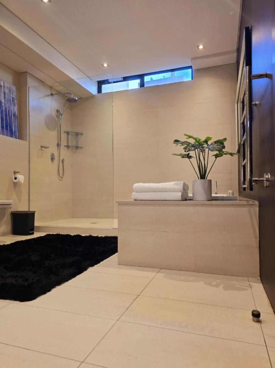 Luxury Penthouse With Private Pool Apartment *