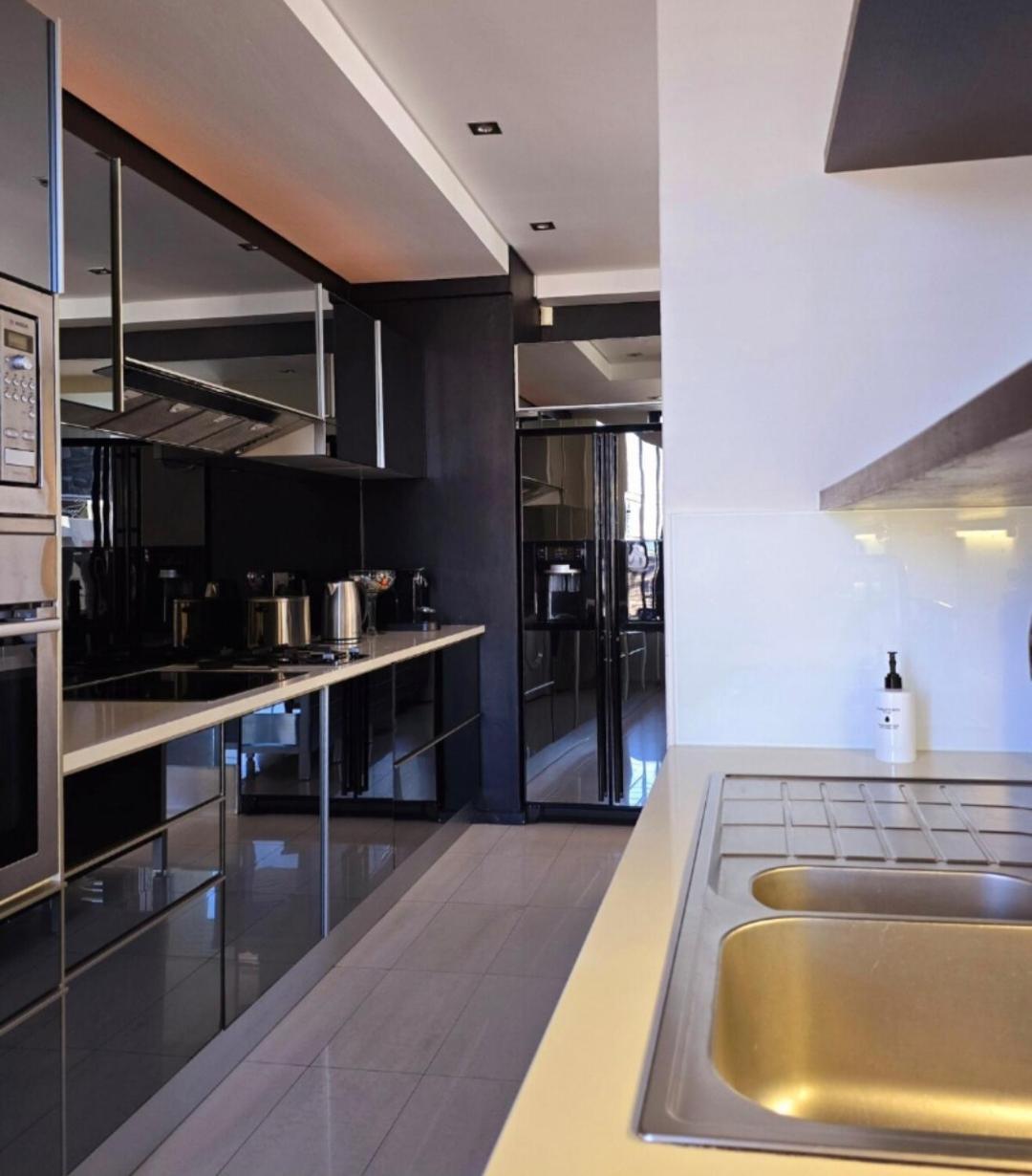 Luxury Penthouse With Private Pool Cape Town